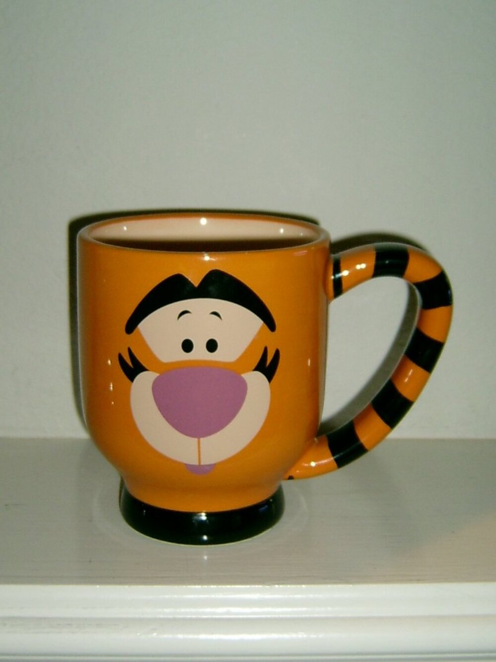 Tigger Disney Parks Rare Discontinued Large Ceramic Mug, NWOT